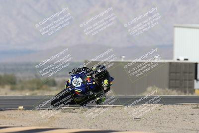 media/Jan-15-2026-Racers Edge (Thu) [[dfebeb70ab]]/2-A Group/Session 3 (Turn 16)/